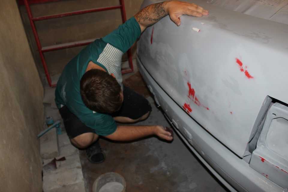 Как покрасить машину своими руками в гараже - практические советы