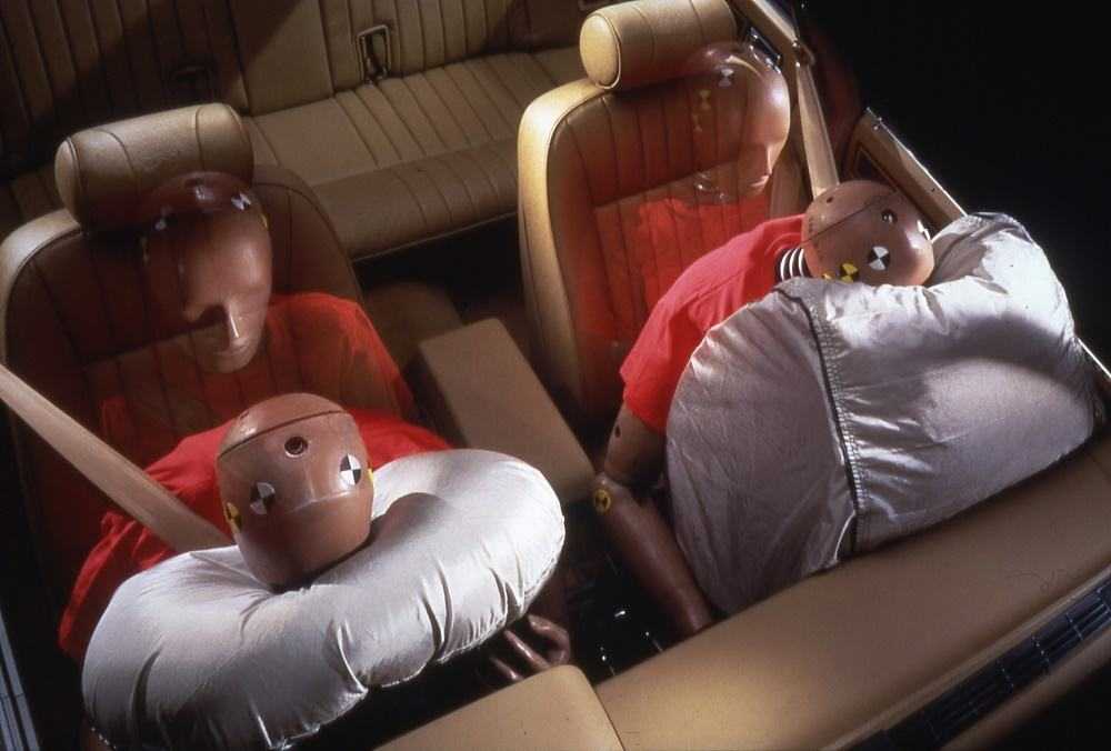 Ошибка подушки безопасности — горит лампочка airbag