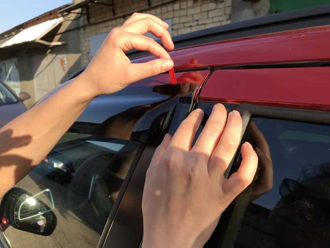 Что нужно знать о ветровиках и дефлекторах на дверь автомобиля