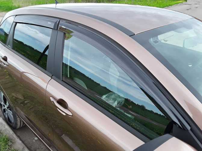 Как установить дефлекторы на окна автомобиля видео